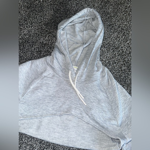 OFFLINE BY AERIE FLEECE SHRUG - Picture 4 of 6